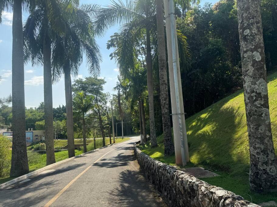 Casa Dentro Parque Aquatico Villa Águas de Lindóia Bagian luar foto