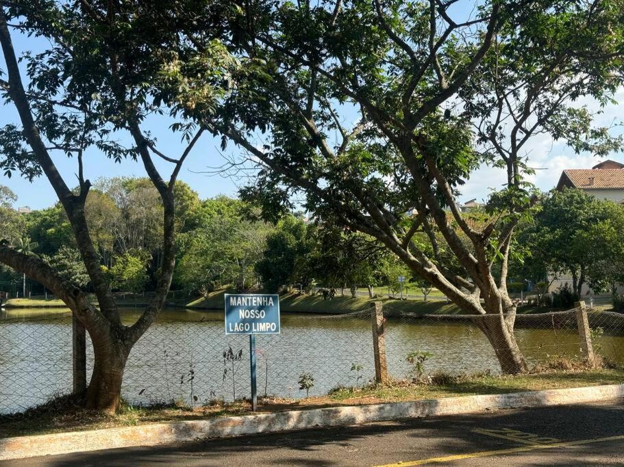 Casa Dentro Parque Aquatico Villa Águas de Lindóia Bagian luar foto