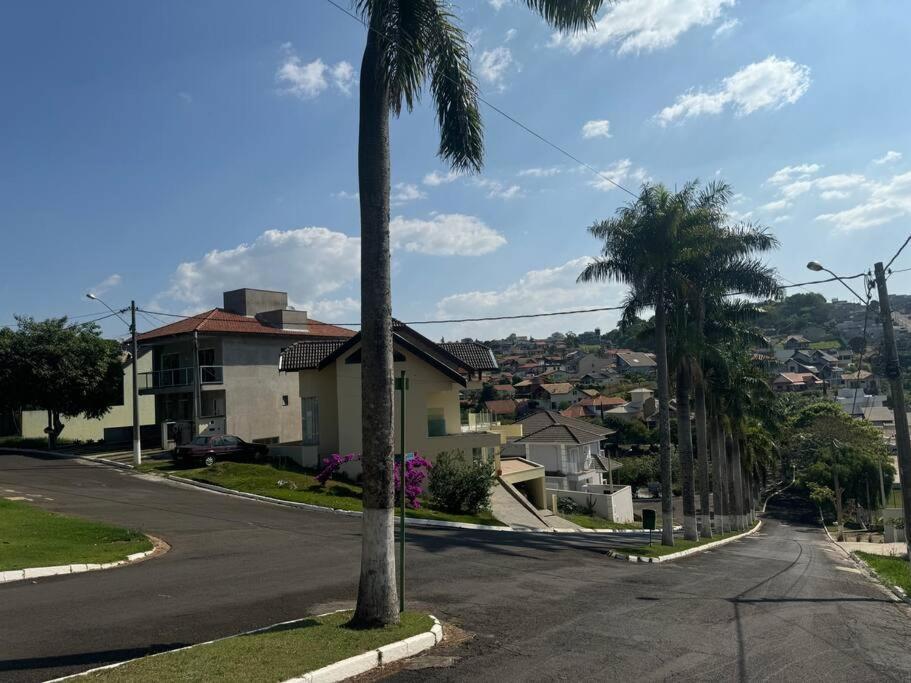 Casa Dentro Parque Aquatico Villa Águas de Lindóia Bagian luar foto