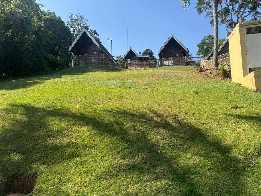 Casa Dentro Parque Aquatico Villa Águas de Lindóia Bagian luar foto